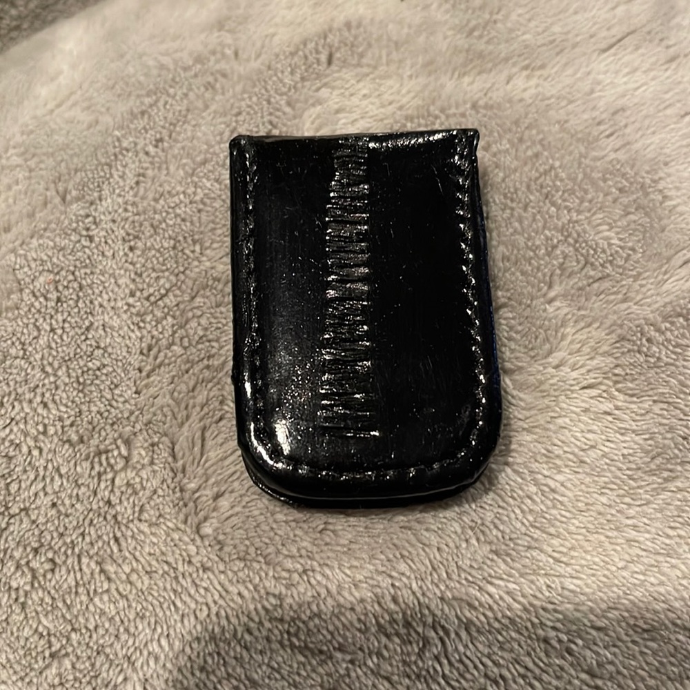 New!! Men’s Eel Skin Money Clip Black